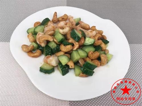 介紹幾個蝦做的催乳菜。坐月子應該怎么吃？社旗月嫂培訓哪家好？